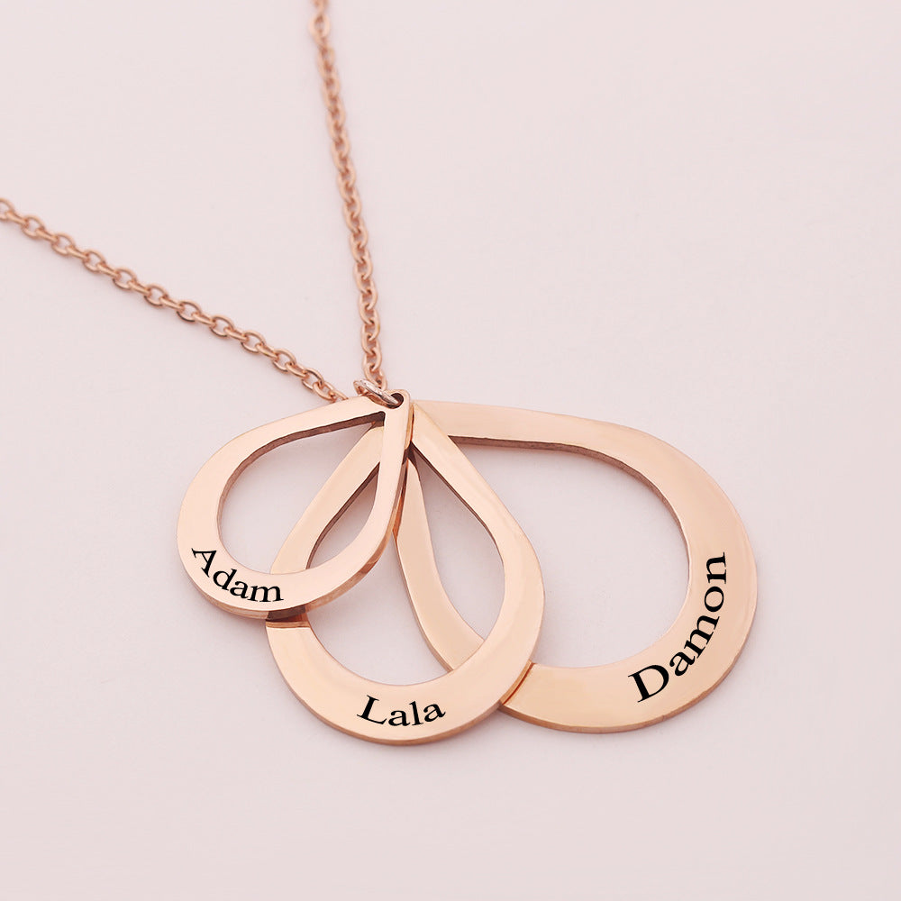 Trio d'amour, Collier personnalisable
